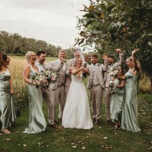 Natalie & Tom Douglas By Moonflower Weddings