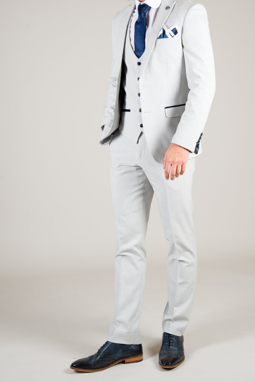 Marc Darcy: Bromley Stone Check Three Piece Suit