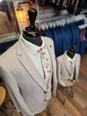 Five Top Tips For Shopping For Your Wedding Suit